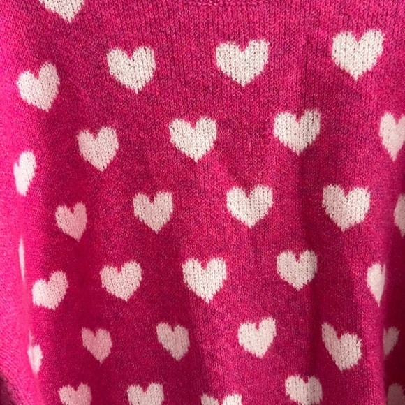 NWT Vince Camuto Pink Heart Sweater Size Medium - Picture 2 of 6